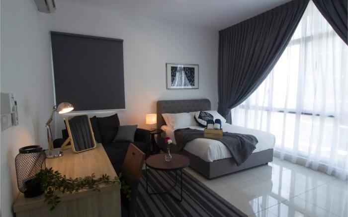 Sierra Suite . Sky88 @ Studio 2Pax Bathtub nearCIQ