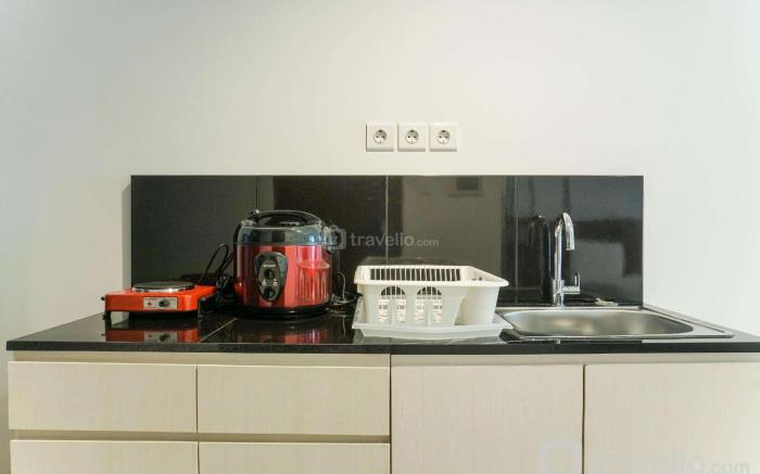 Elegant Studio at West Vista Apartment By Travelio