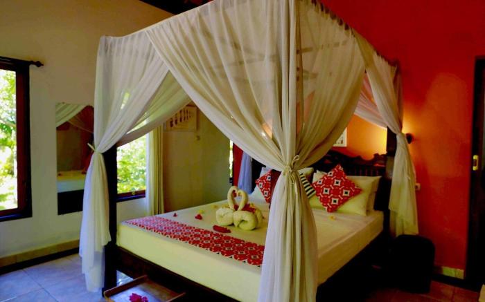 KIRANA HOMESTAY (DUSK BUNGALOW)