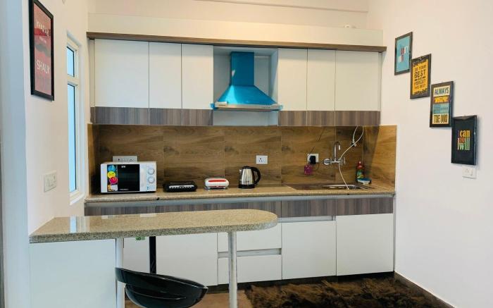 The Work-cation Square ★★★★★ near India Expo Mart