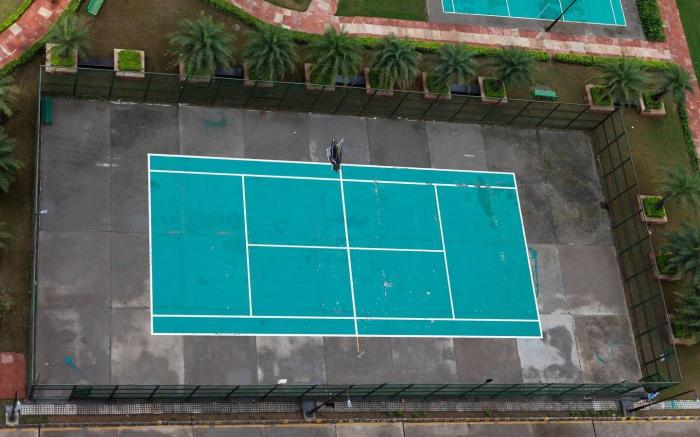 The Solitaire Square ★★★★★ near IndiaExpo Mart