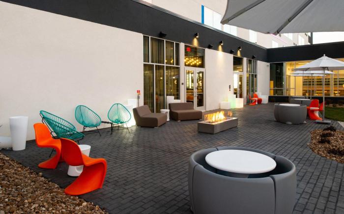 Aloft North Kansas City
