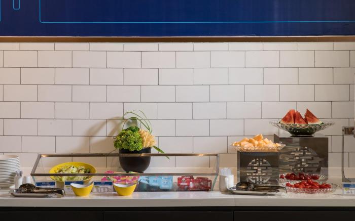 Holiday Inn Express Shenzhen Haiyuan City By IHG