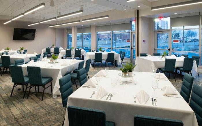 Four Points by Sheraton Kansas City Olathe