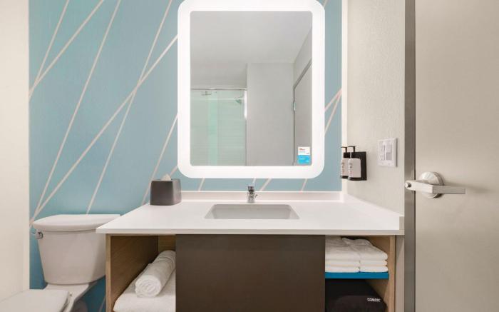 AVID Hotels Fort Worth Fossil Creek By IHG