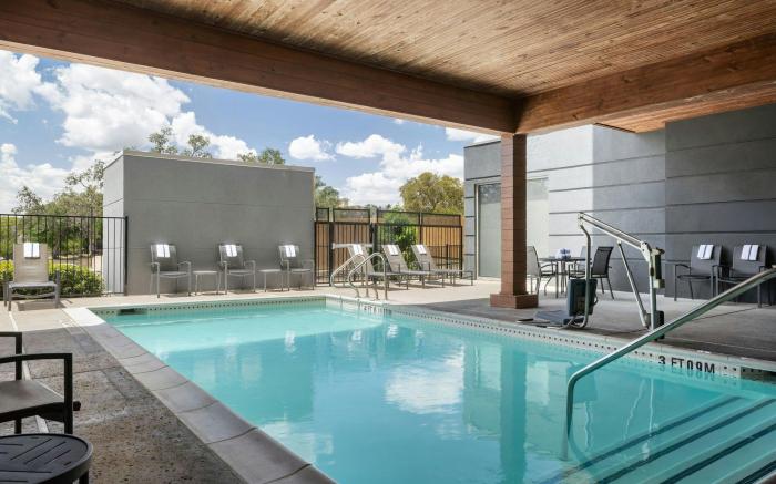 Fairfield by Marriott Inn & Suites San Antonio Medical Center