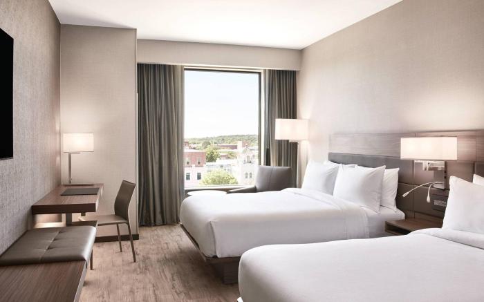 AC Hotel by Marriott Columbus Downtown