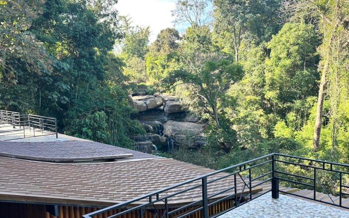 Sainamtok Resort