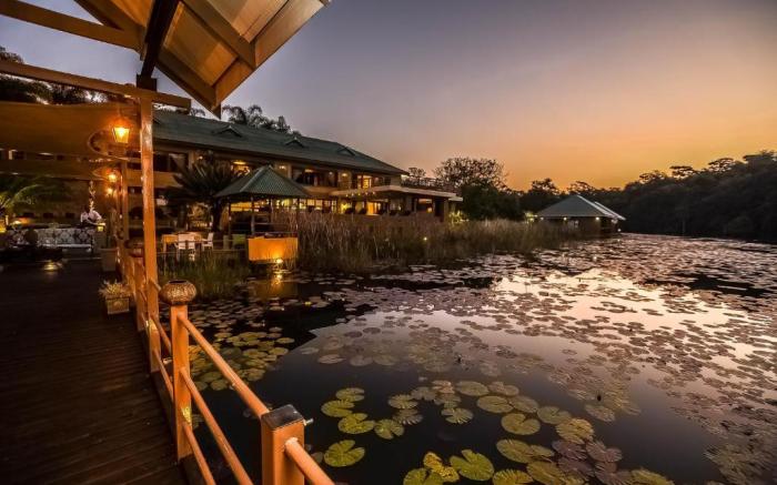 Bambuu Lakeside Lodge