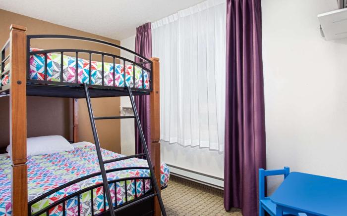 Ramada by Wyndham Red Deer Hotel and Suites