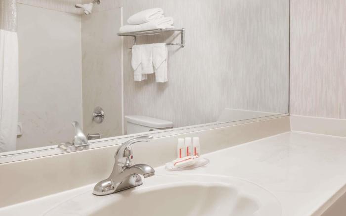 Ramada Limited Bakersfield North
