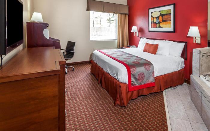 Ramada by Wyndham Locust Grove