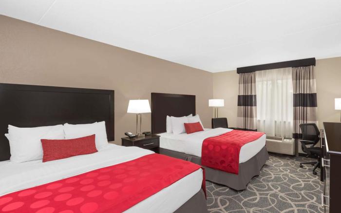 Clarion Inn Des Moines Airport