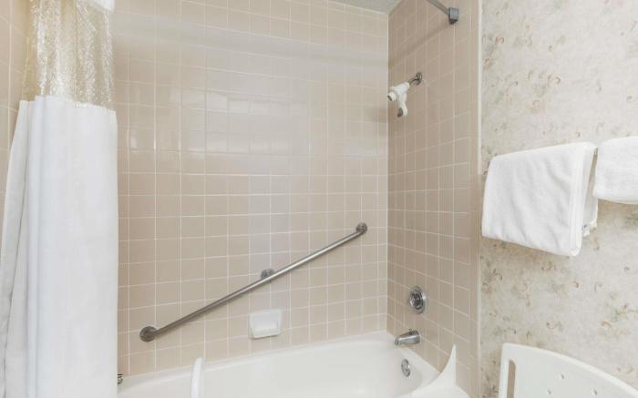 Ramada by Wyndham Watertown/Thousand Islands NY