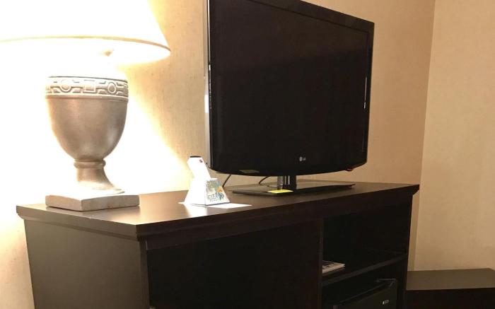 La Quinta Inn & Suites by Wyndham Lackawanna