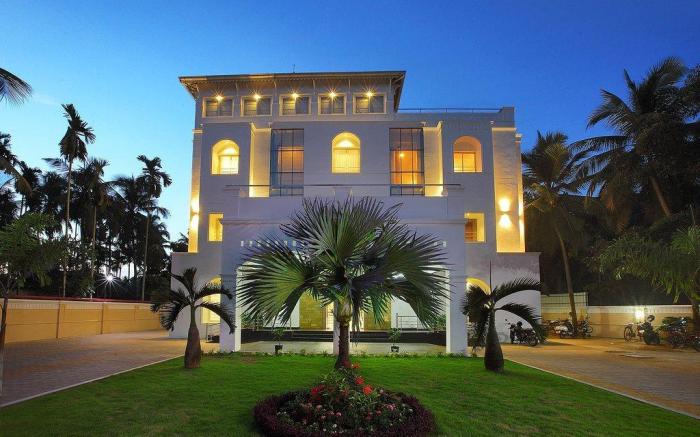 Damianz Retreat 4 star deluxe hotel