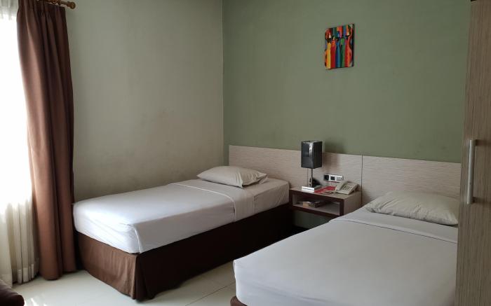 N3 Hotel Zainul Arifin