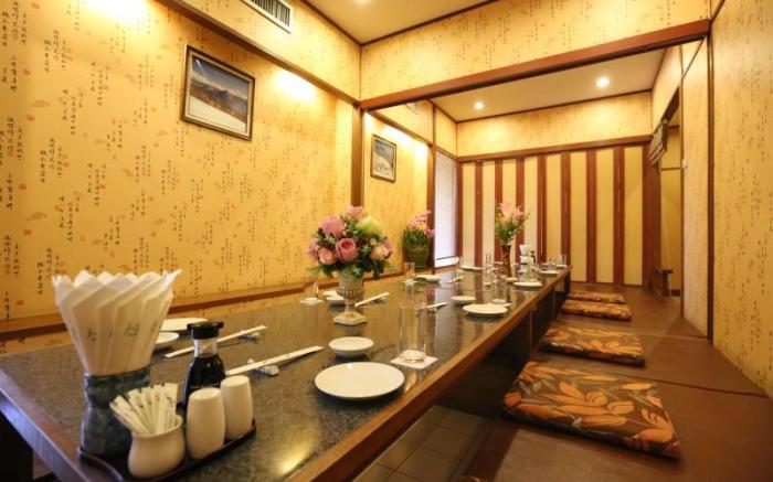 J Town serviced Apartments&hotel