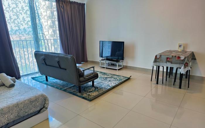 Wellness Homestay 15 @ Trefoil Setia Alam