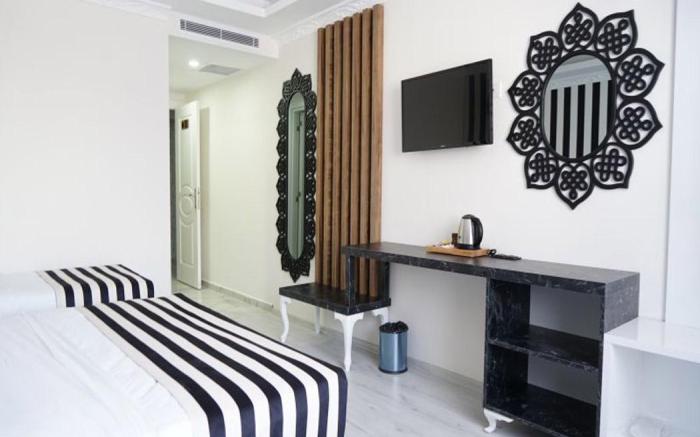 Cnr Inci Hotel