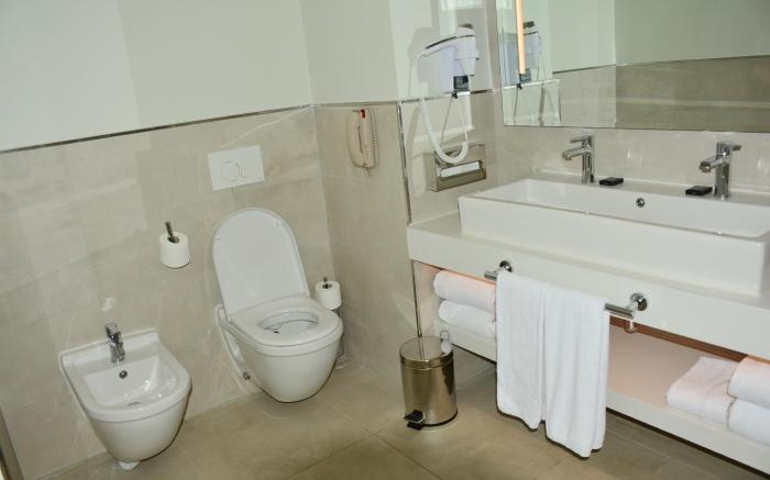 Reef Oasis Beach Resort