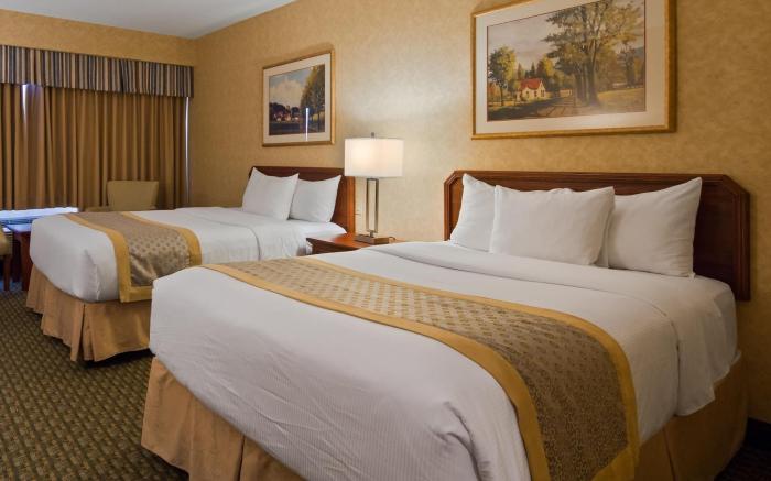Best Western Voyageur Place Hotel