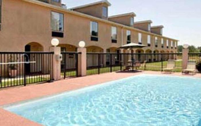 Gray Inn and Suites