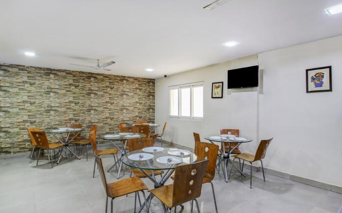 Treebo Srico, Banjara Hills