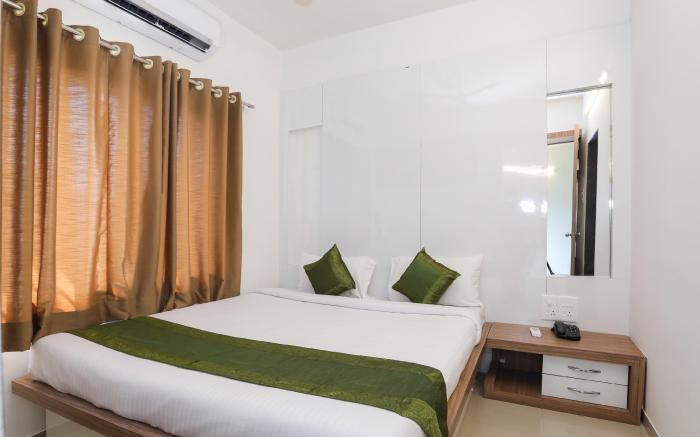 Treebo Sapphire Studio