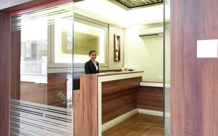 Treebo Comforts Inn, University Road Deralakatte