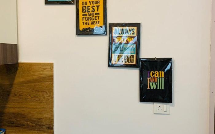 The Dunnock Square ★★★★★ near India Expo Mart