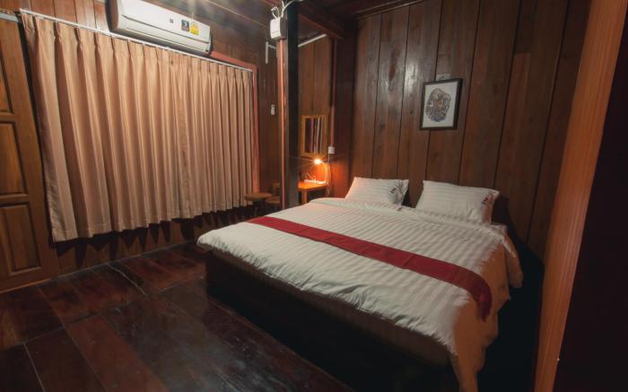 The History Cafe' & Guesthouse