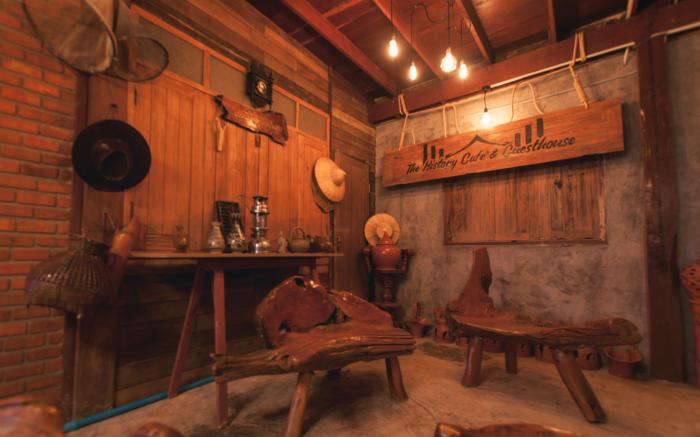 The History Cafe' & Guesthouse
