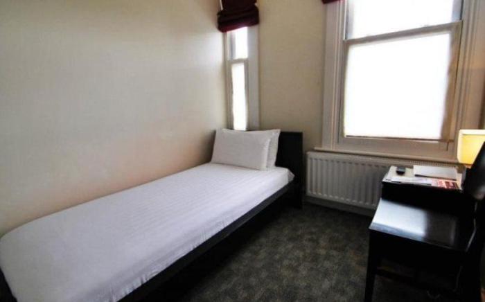 Clapham Guesthouse