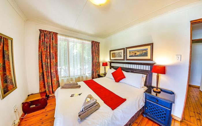 Amper Bo Guest House