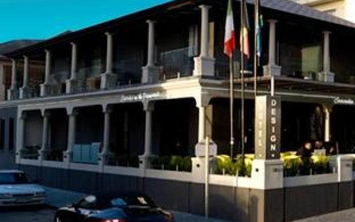 Hotel on the Promenade