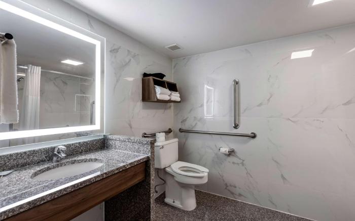 Best Western Plus St. Louis West-Westport