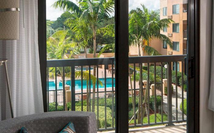 Sonesta Select Boca Raton Town Center
