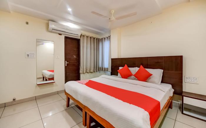 Super Hotel O Rashika Palace