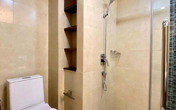 Escape Condominiums Beachfront suite 2bedroom-E276