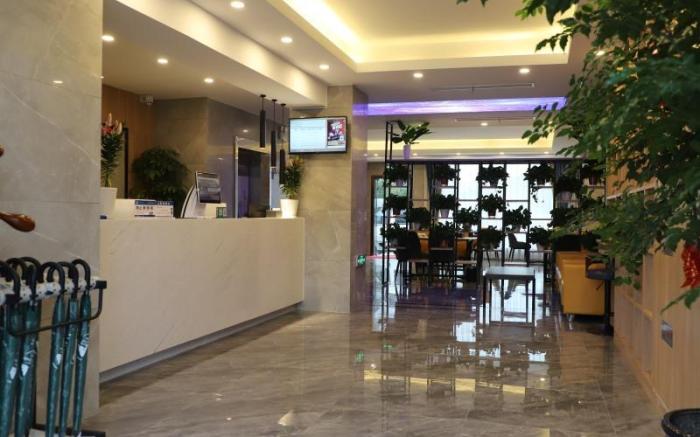 GreenTree Inn Express Jiangsu Changshu Xinzhuang Town Donggangjing