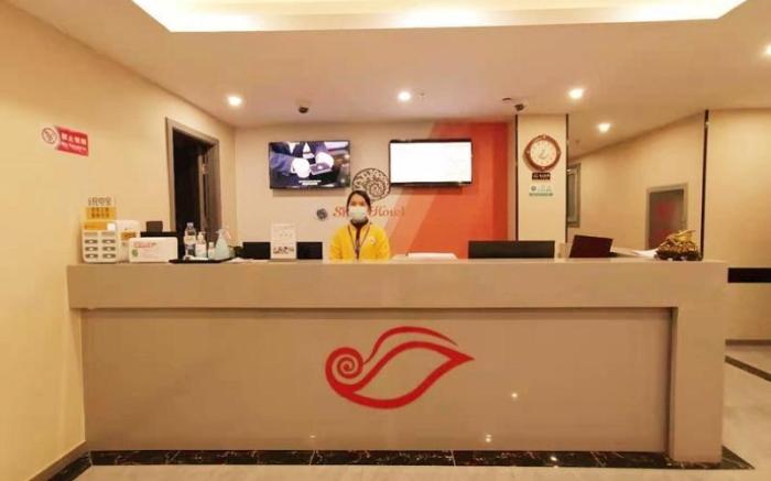 Shell Hotel Shanghai Jinshan Wanda Plaza