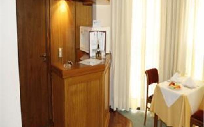 Primacy Apart Hotel