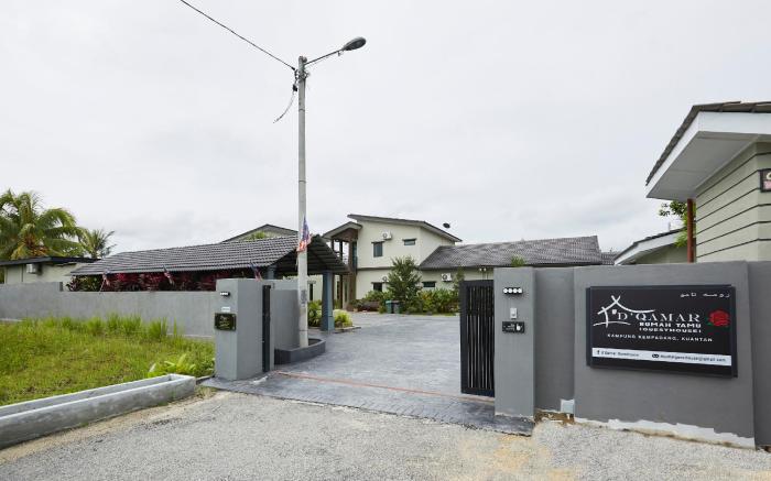 D'Qamar Guesthouse
