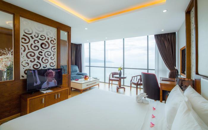 Le Hoang Beach Hotel Danang