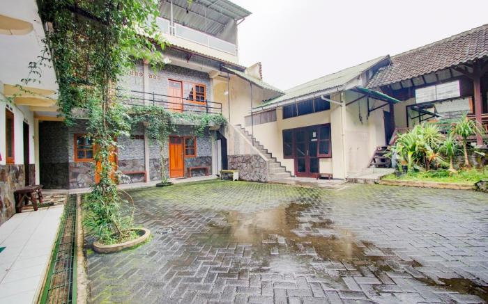 OYO 90240 Pandan Inn Guest House Batu