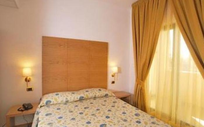 City Hotel