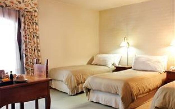 Tremun Kau Yatun Hotel