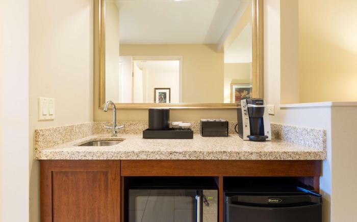 Embassy Suites by Hilton Denver Downtown Convention Center