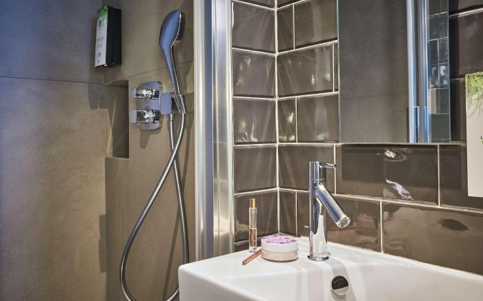 CAMPANILE PARIS 12 - Bercy Village